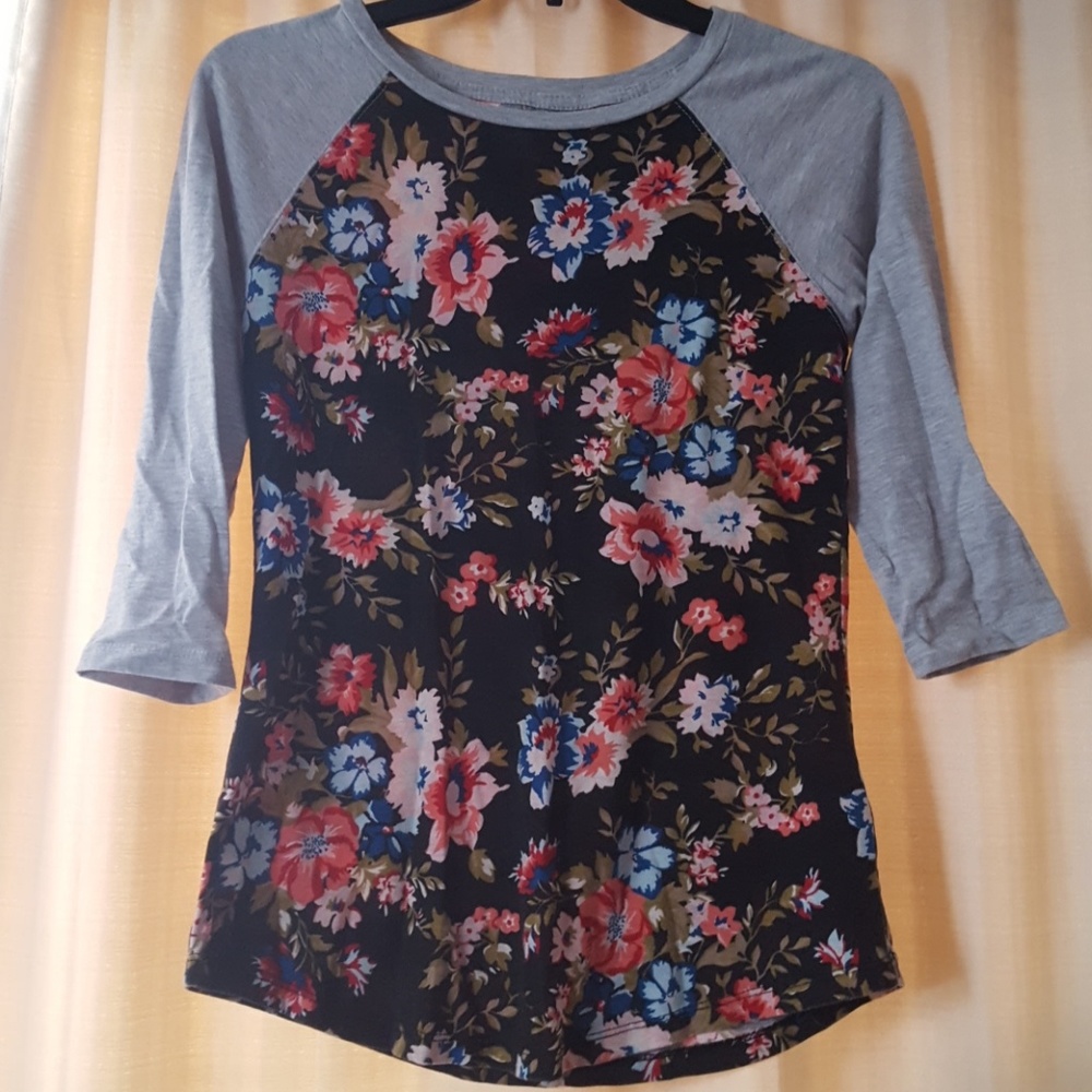 Floral top